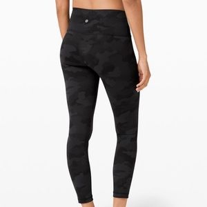 Lululemon Luxtreme 25’ wunder under dark camo 12